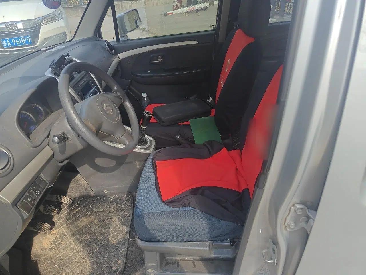 Suzuki Wagon R 2015 1.4L Manual All-Around Upgrade Version — миниатюра 15