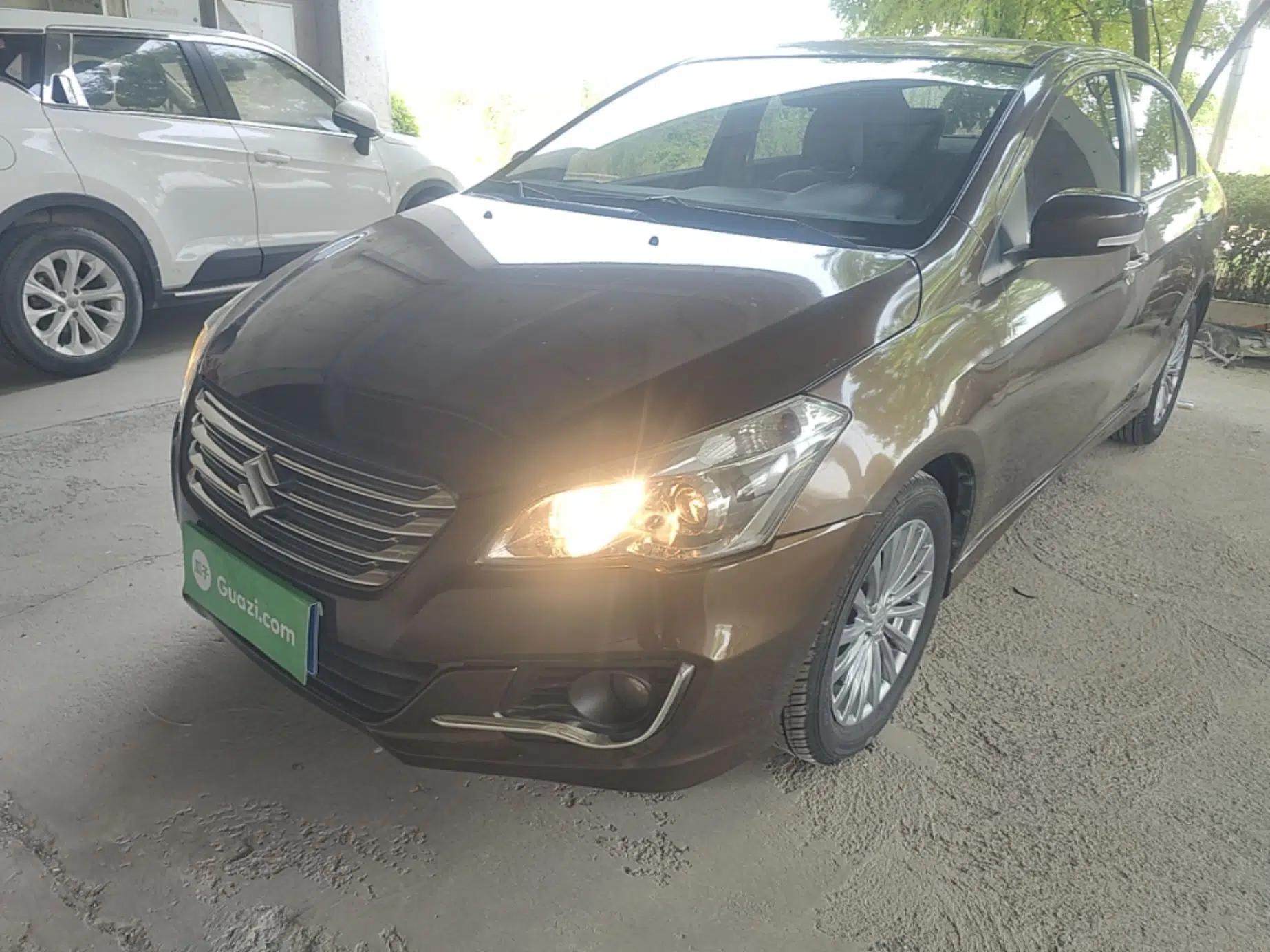 Suzuki Alivio 2015 1.6L Automatic Enjoyment Model — миниатюра 1
