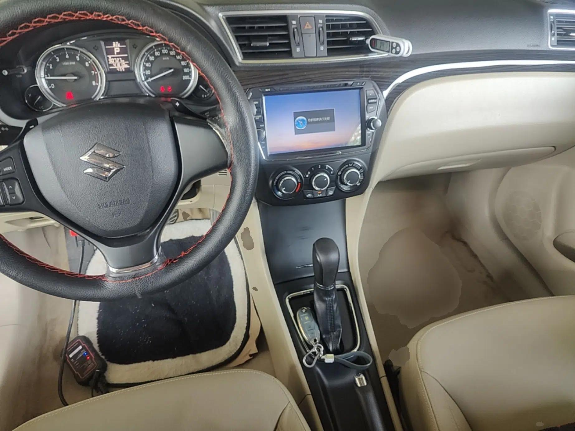 Suzuki Alivio 2015 1.6L Automatic Enjoyment Model — миниатюра 17