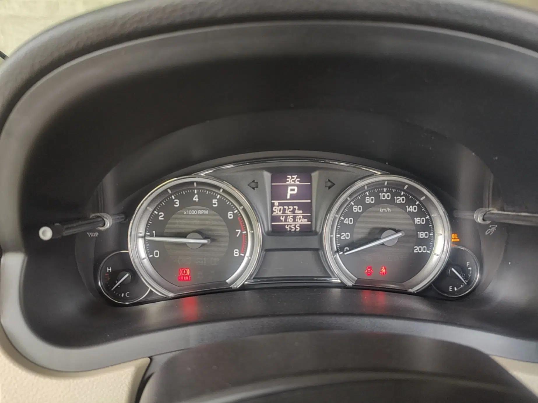 Suzuki Alivio 2015 1.6L Automatic Enjoyment Model — миниатюра 19