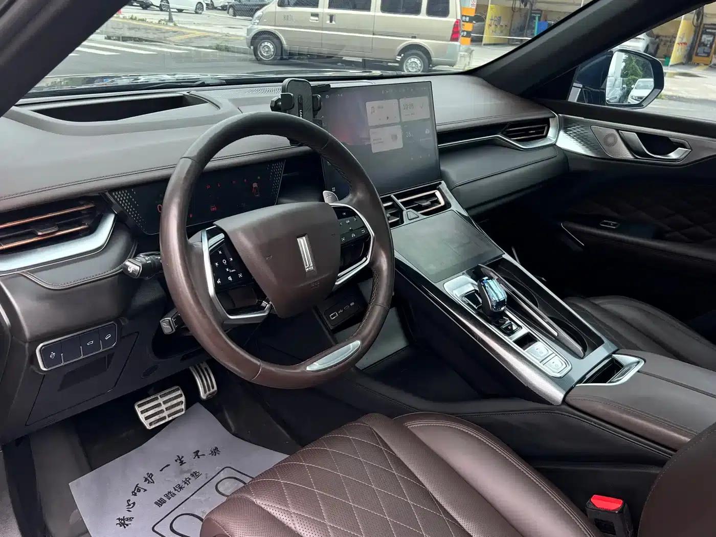 Wey brand Mocha 2021 2.0T 2WD Special Edition — миниатюра 7