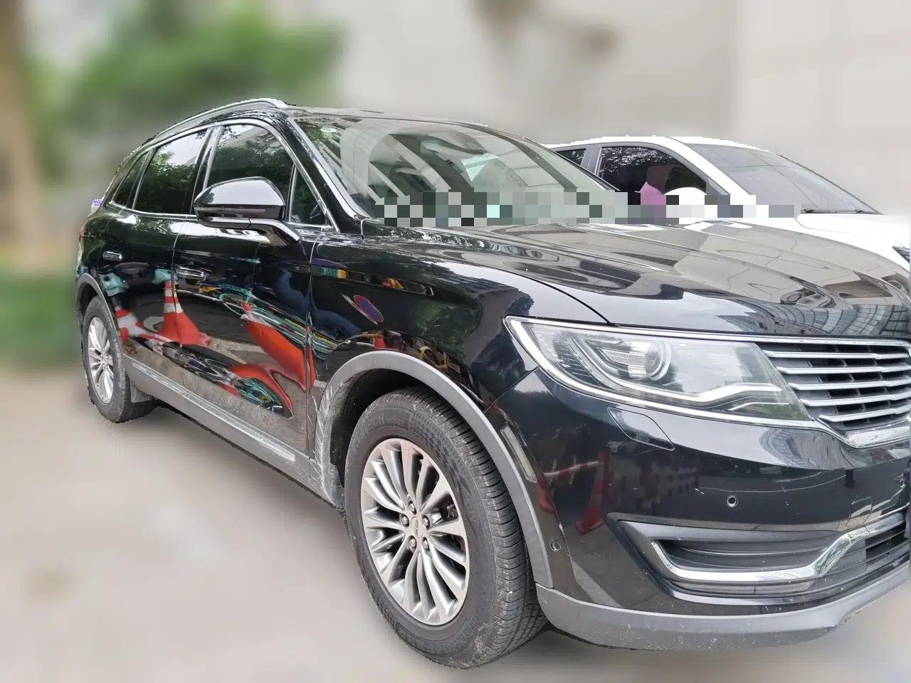 Lincoln MKX 2015 2.0T Four-Wheel Drive Luxury Edition — миниатюра 3