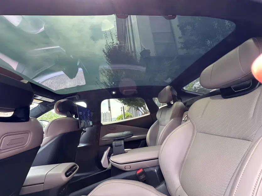 Lynk & Co Z10 2025 STARBUFF 95 kWh 680 km All-Wheel Drive Intelligent Driving — миниатюра 27