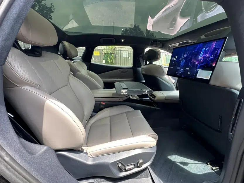 Lynk & Co Z10 2025 STARBUFF 95 kWh 680 km All-Wheel Drive Intelligent Driving — миниатюра 29