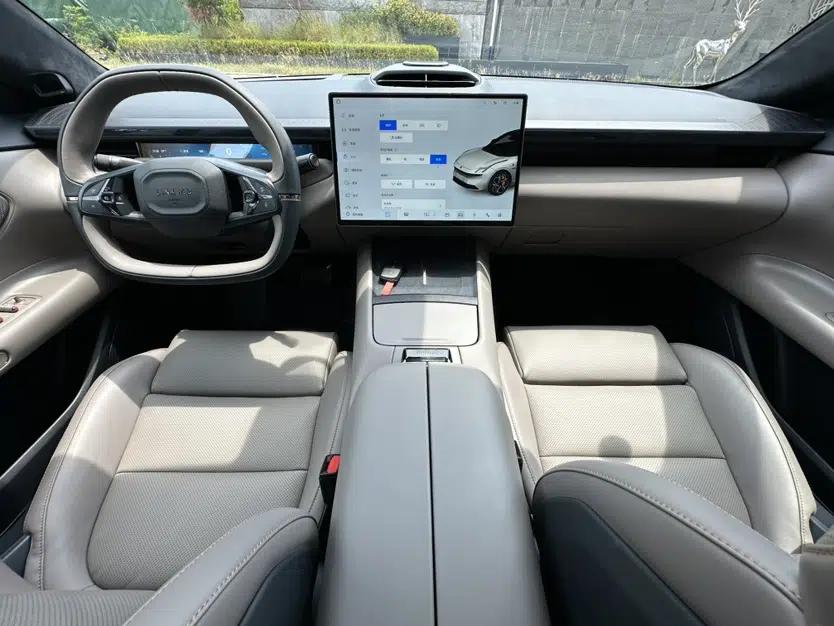 Lynk & Co Z10 2025 STARBUFF 95 kWh 680 km All-Wheel Drive Intelligent Driving — миниатюра 30