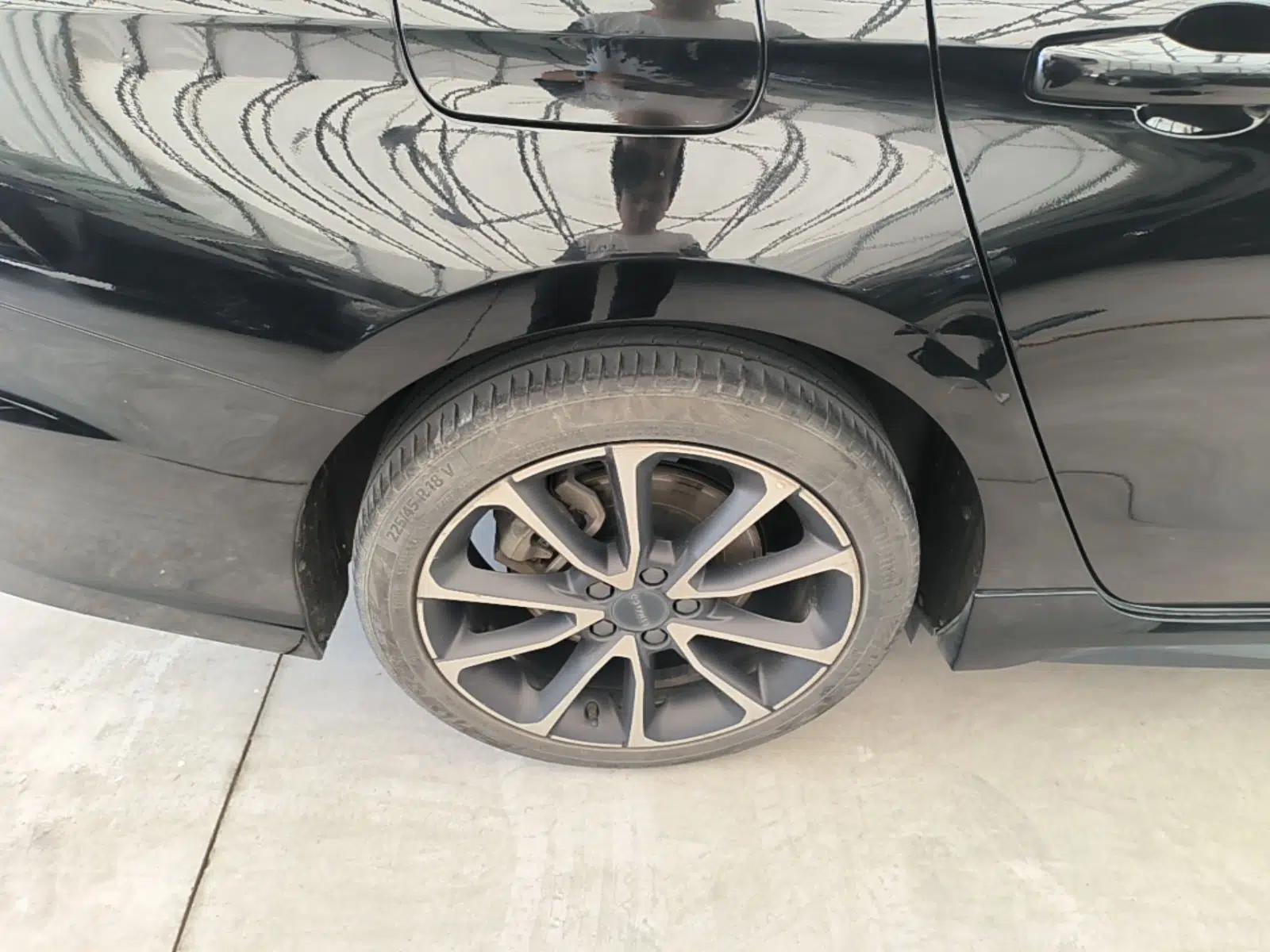 Lynk & Co 03 New Energy 2021 1.5T PHEV — миниатюра 11