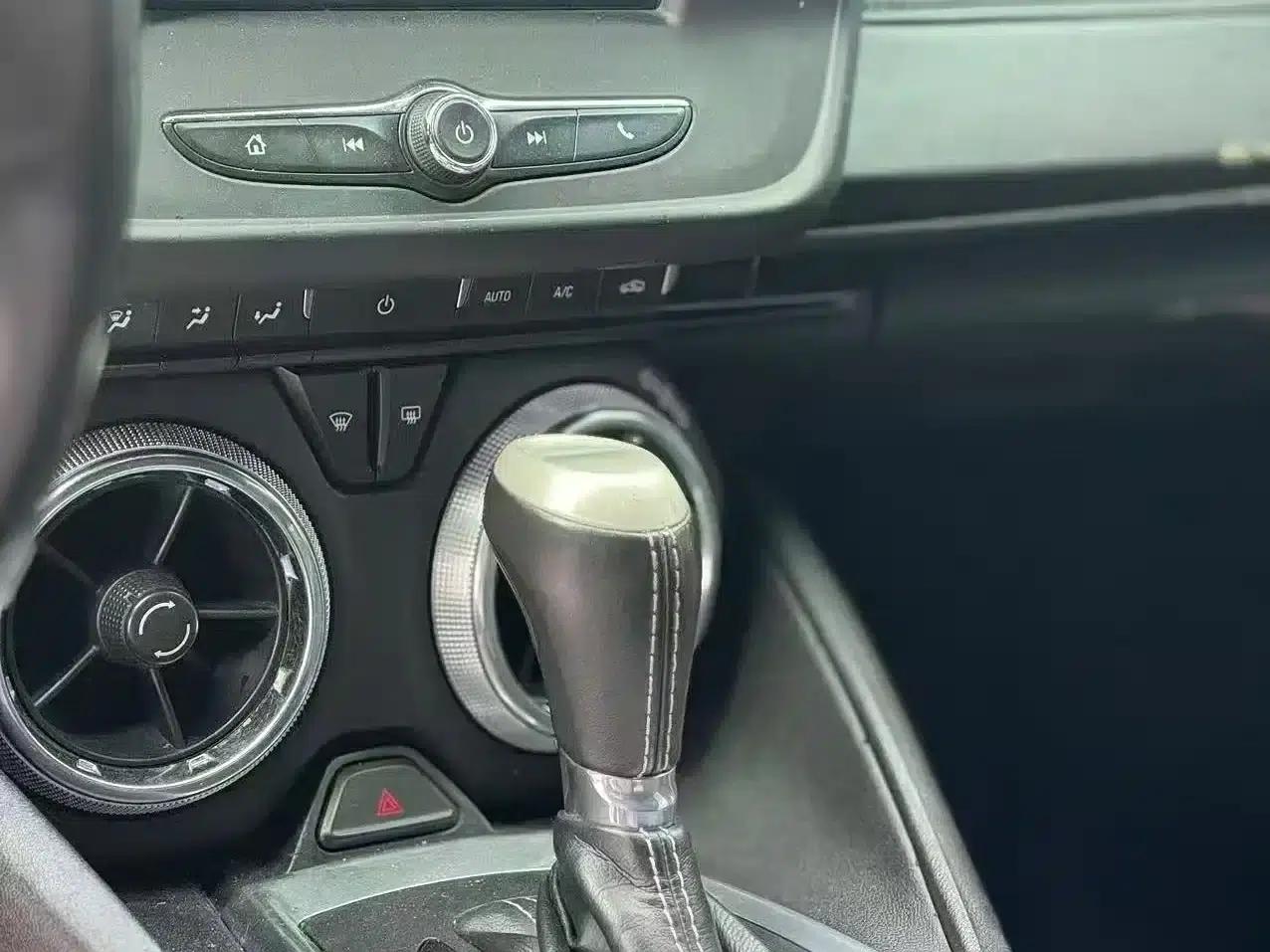 2017 Camaro 2.0T RS — миниатюра 5