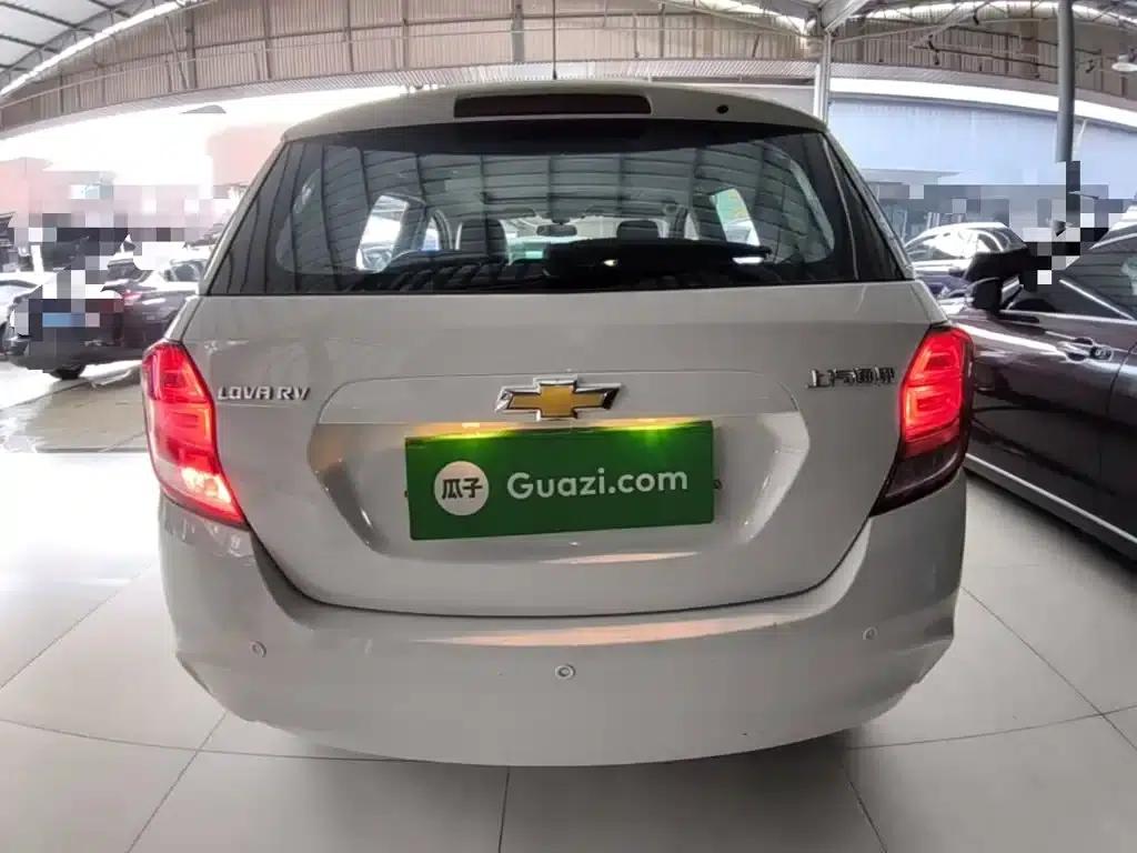 Chevrolet Aveo RV 2018 1.5L Automatic Smart Edition — миниатюра 6
