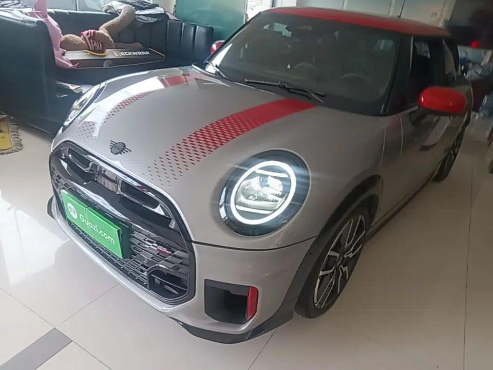 MINI JCW 2025 JOHN COOPER WORKS — миниатюра 1