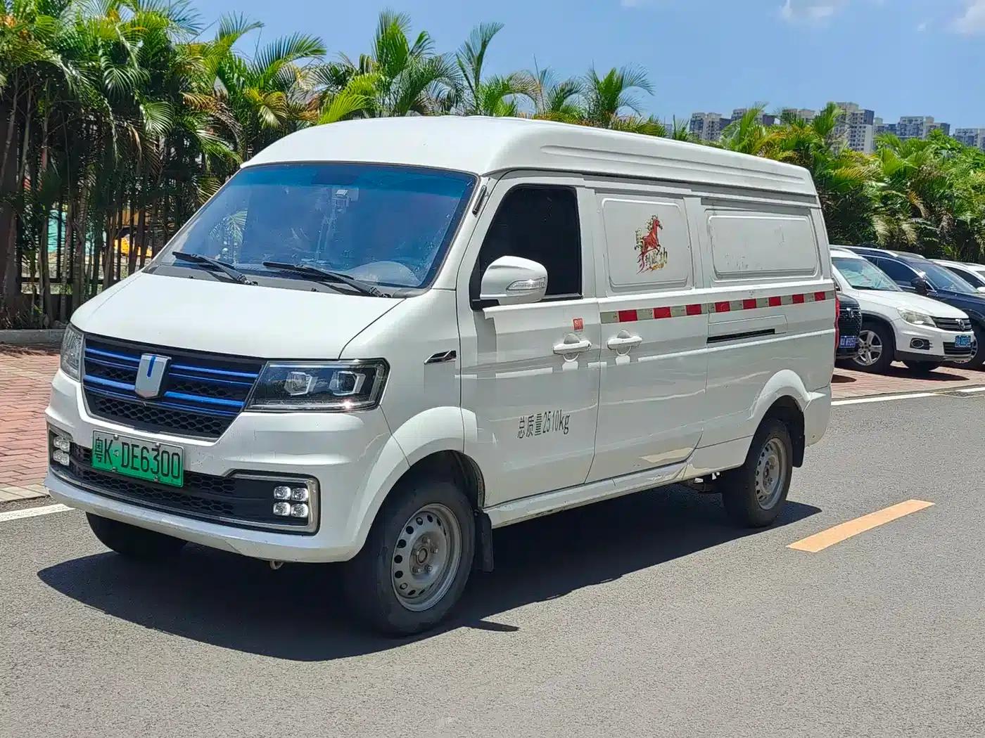 Remote E5 2022 E5L Pure Electric Van - Guoxuan 39.9kWh — миниатюра 2