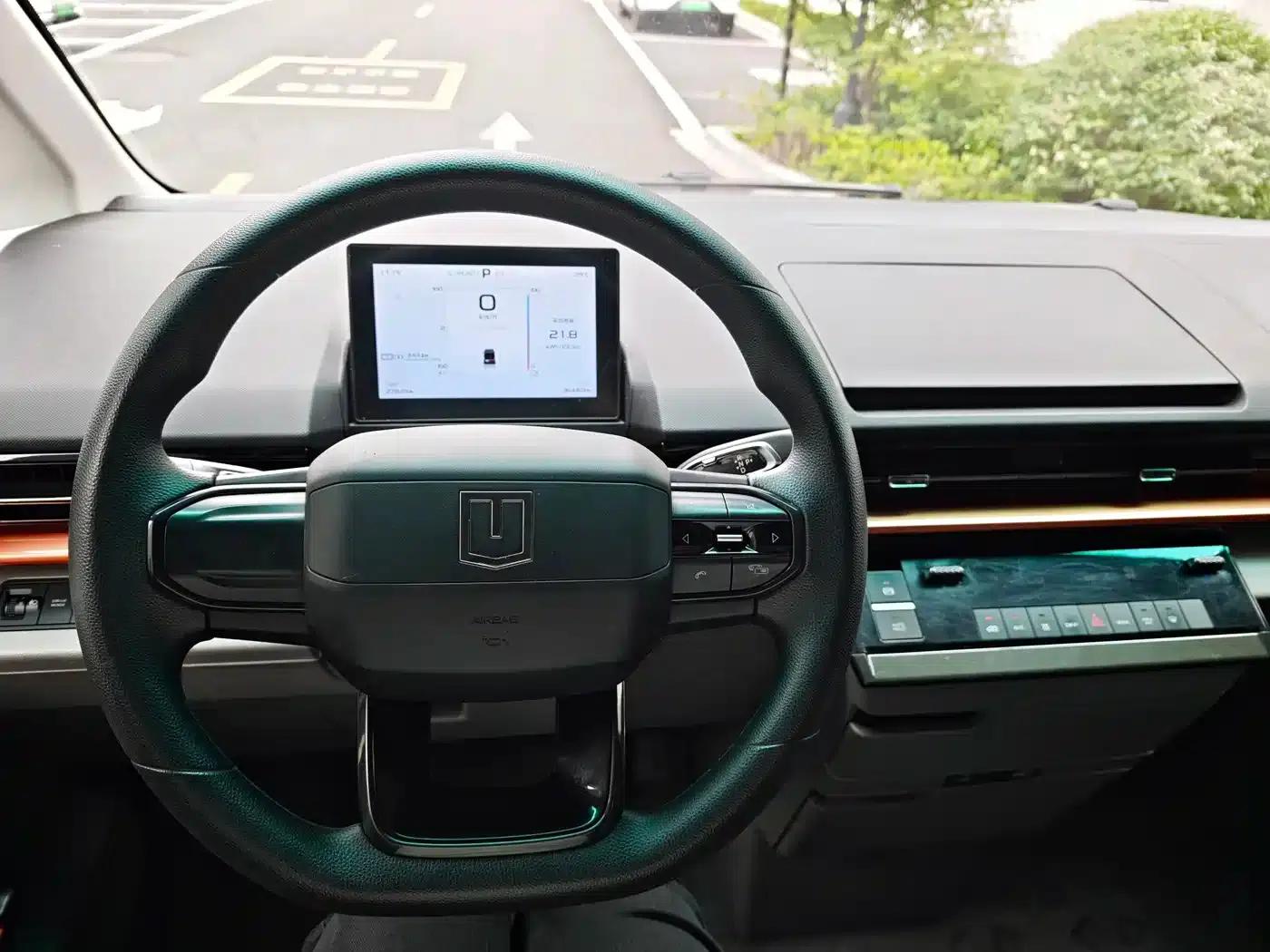 2025 Remote Super VAN, Driving Edition, Mid-Wheelbase High Roof, 68kWh Smart Chip — миниатюра 11