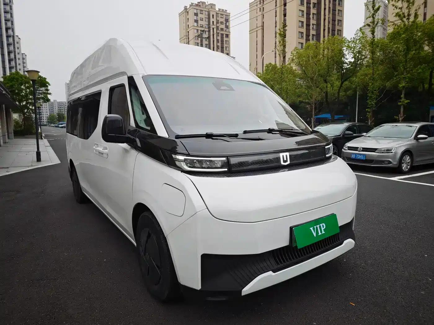 2025 Remote Super VAN, Driving Edition, Mid-Wheelbase High Roof, 68kWh Smart Chip — миниатюра 3