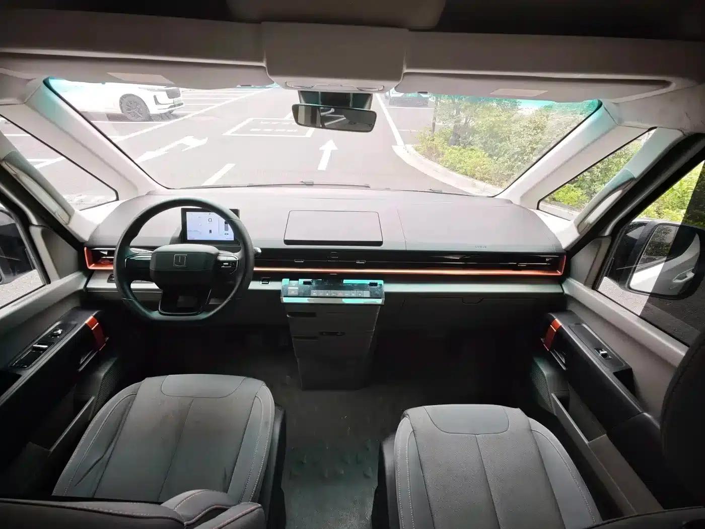 2025 Remote Super VAN, Driving Edition, Mid-Wheelbase High Roof, 68kWh Smart Chip — миниатюра 6