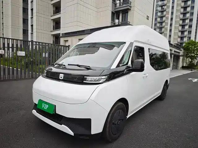 2025 Remote Super VAN, Driving Edition, Mid-Wheelbase High Roof, 68kWh Smart Chip