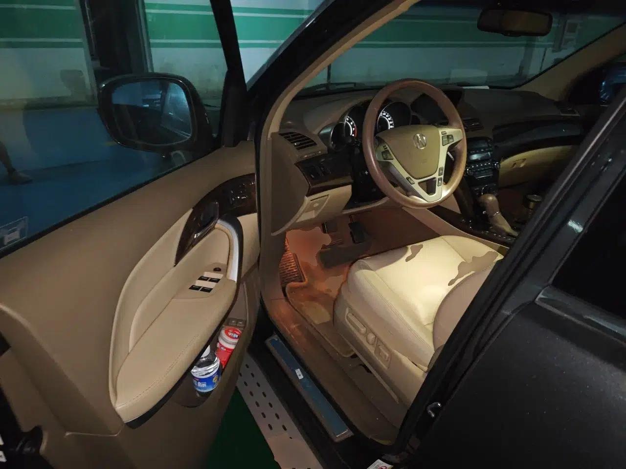 Acura MDX 2011 3.7 Standard Deluxe Sport Edition — миниатюра 16