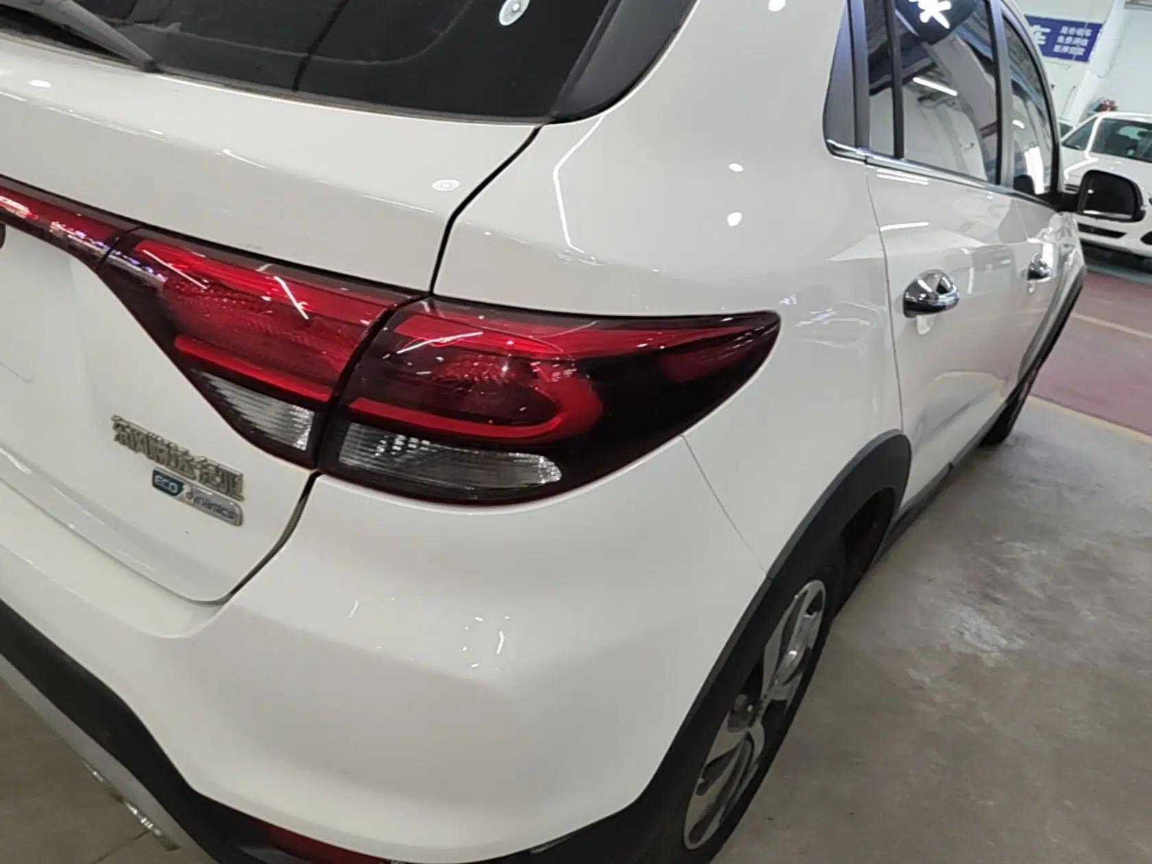 Kia KX Cross 2017 1.4L AT GLS — миниатюра 9