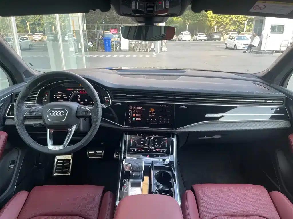 Audi SQ7 2024 4.0 TFSI — миниатюра 8