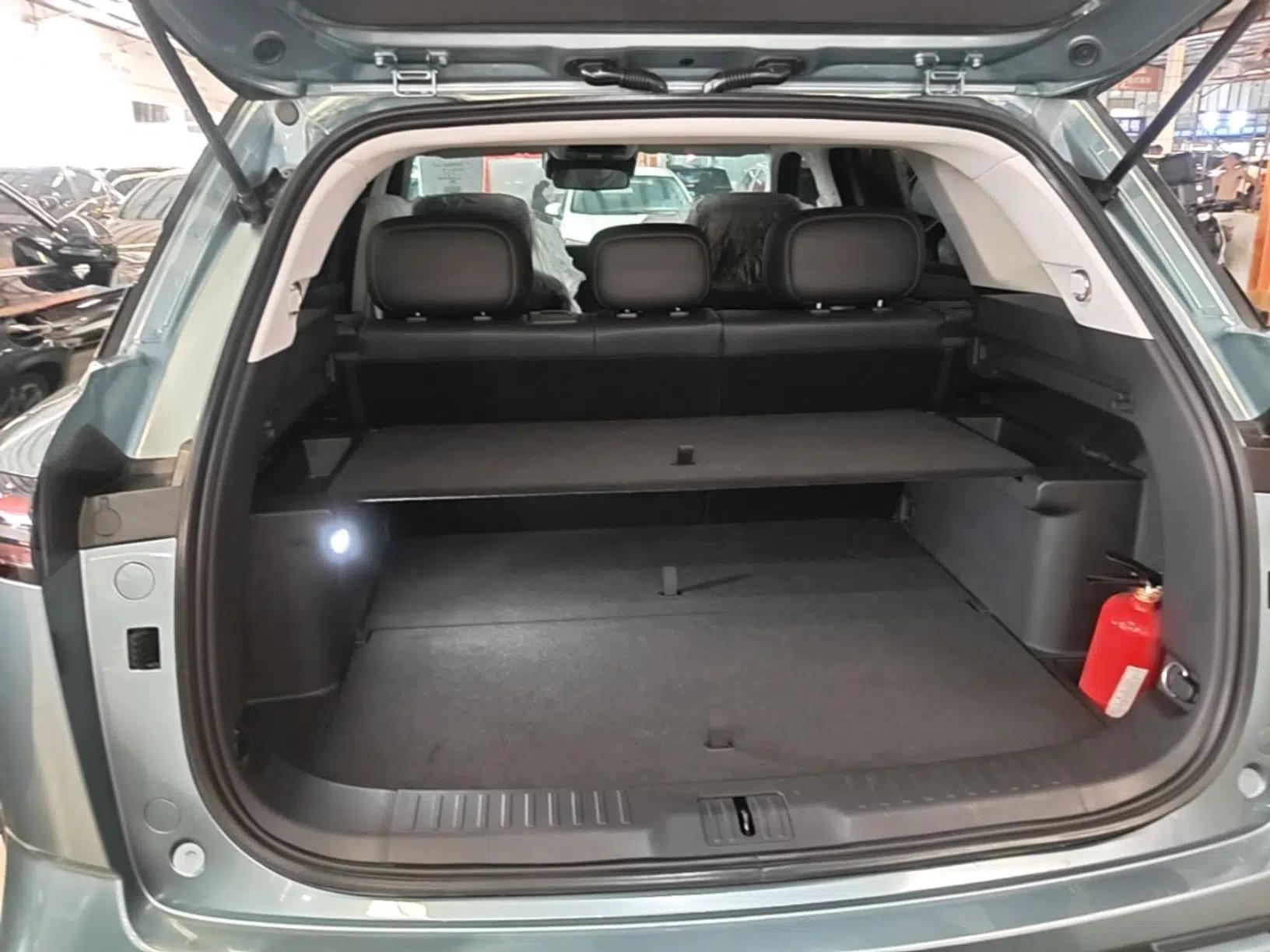 Chery Explore 06 2023 Yoye Edition 1.6T Four-Wheel Drive Explore Boundary — миниатюра 27