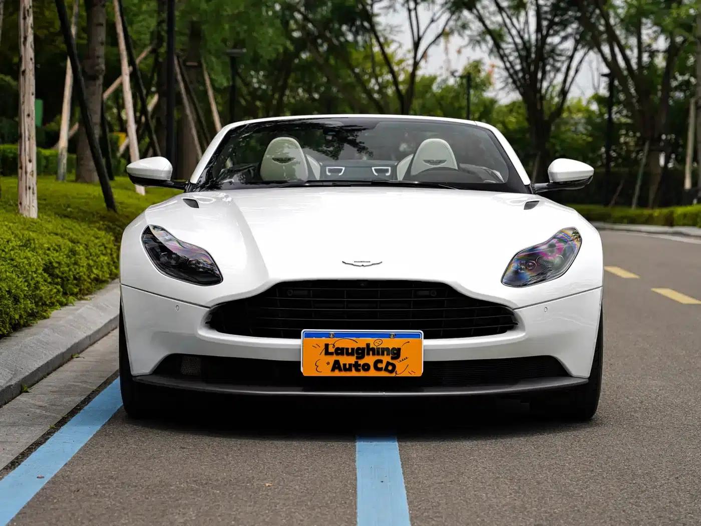 Aston Martin DB11 2019 4.0T V8 Volante — миниатюра 3
