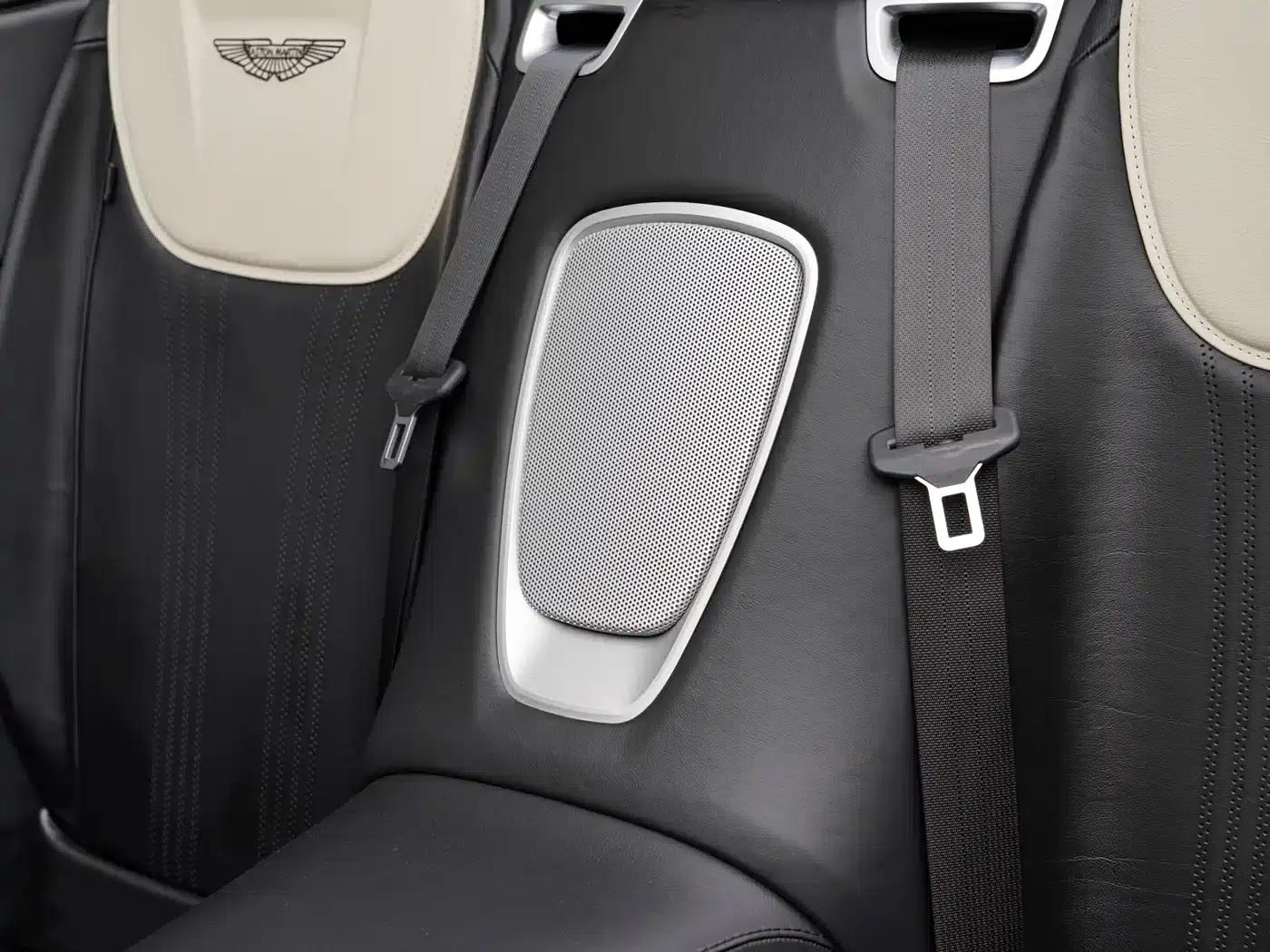Aston Martin DB11 2019 4.0T V8 Volante — миниатюра 28