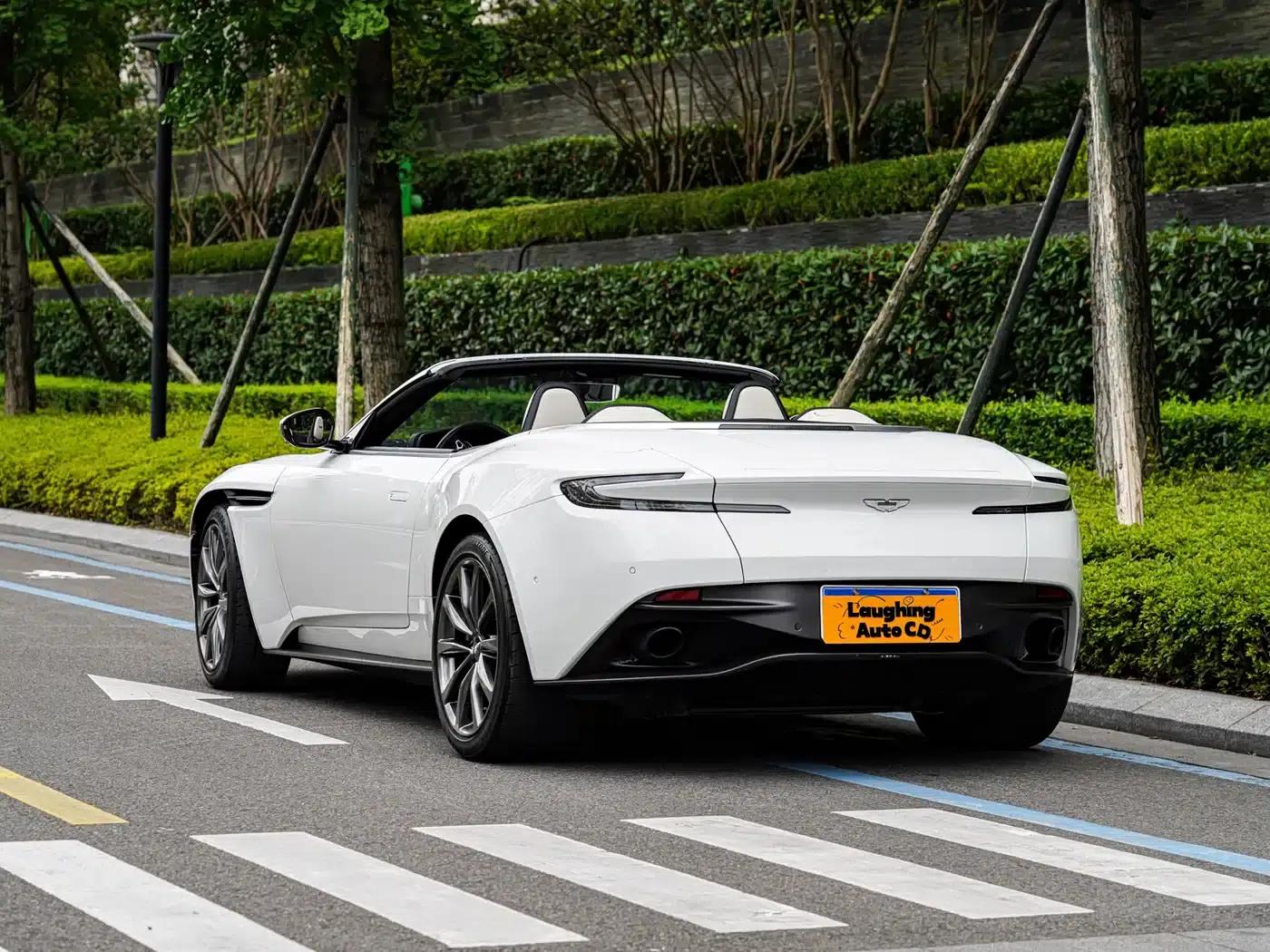 Aston Martin DB11 2019 4.0T V8 Volante — миниатюра 30