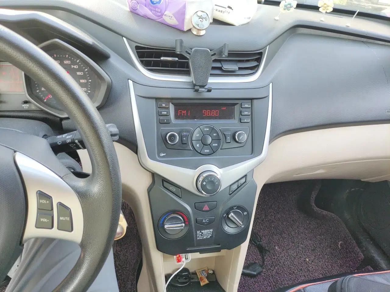 Chery Fengyun 2 2015 1.5L Manual New Edition — миниатюра 13