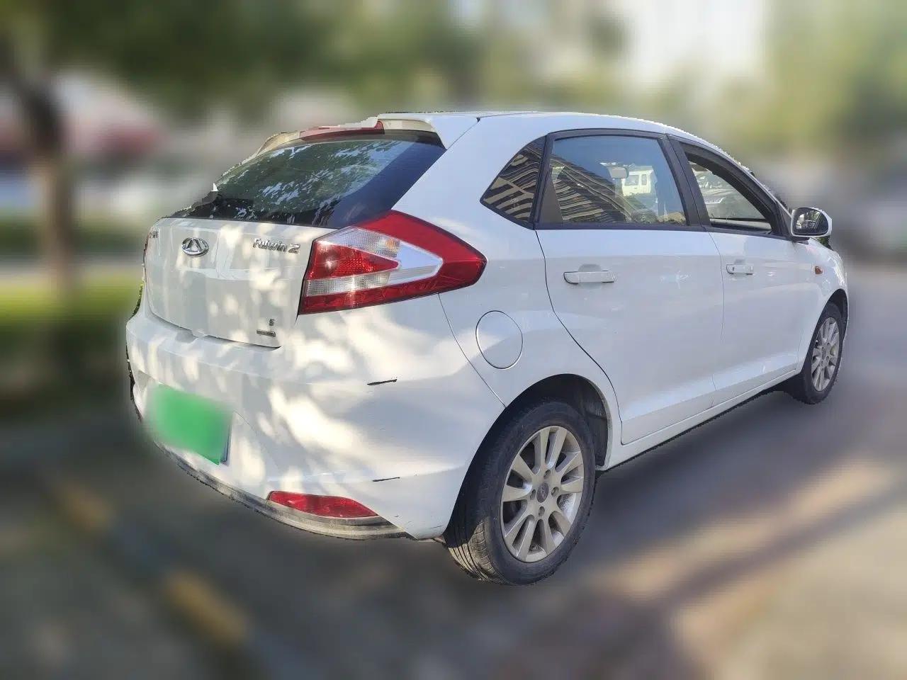 Chery Fengyun 2 2015 1.5L Manual New Edition — миниатюра 6