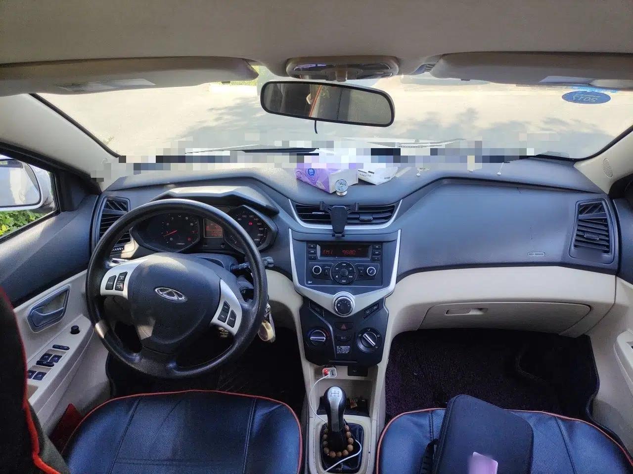 Chery Fengyun 2 2015 1.5L Manual New Edition — миниатюра 9