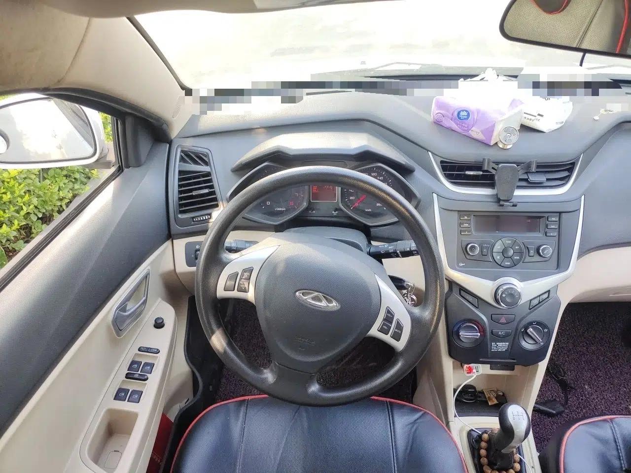 Chery Fengyun 2 2015 1.5L Manual New Edition — миниатюра 10