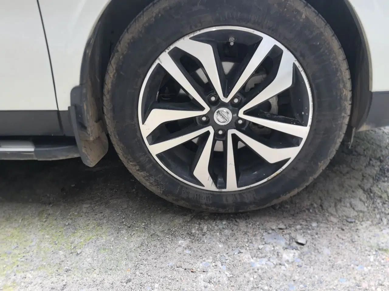 Venucia T90 2018 2.0L CVT Smart Connect Luxury Edition China V Standard — миниатюра 8