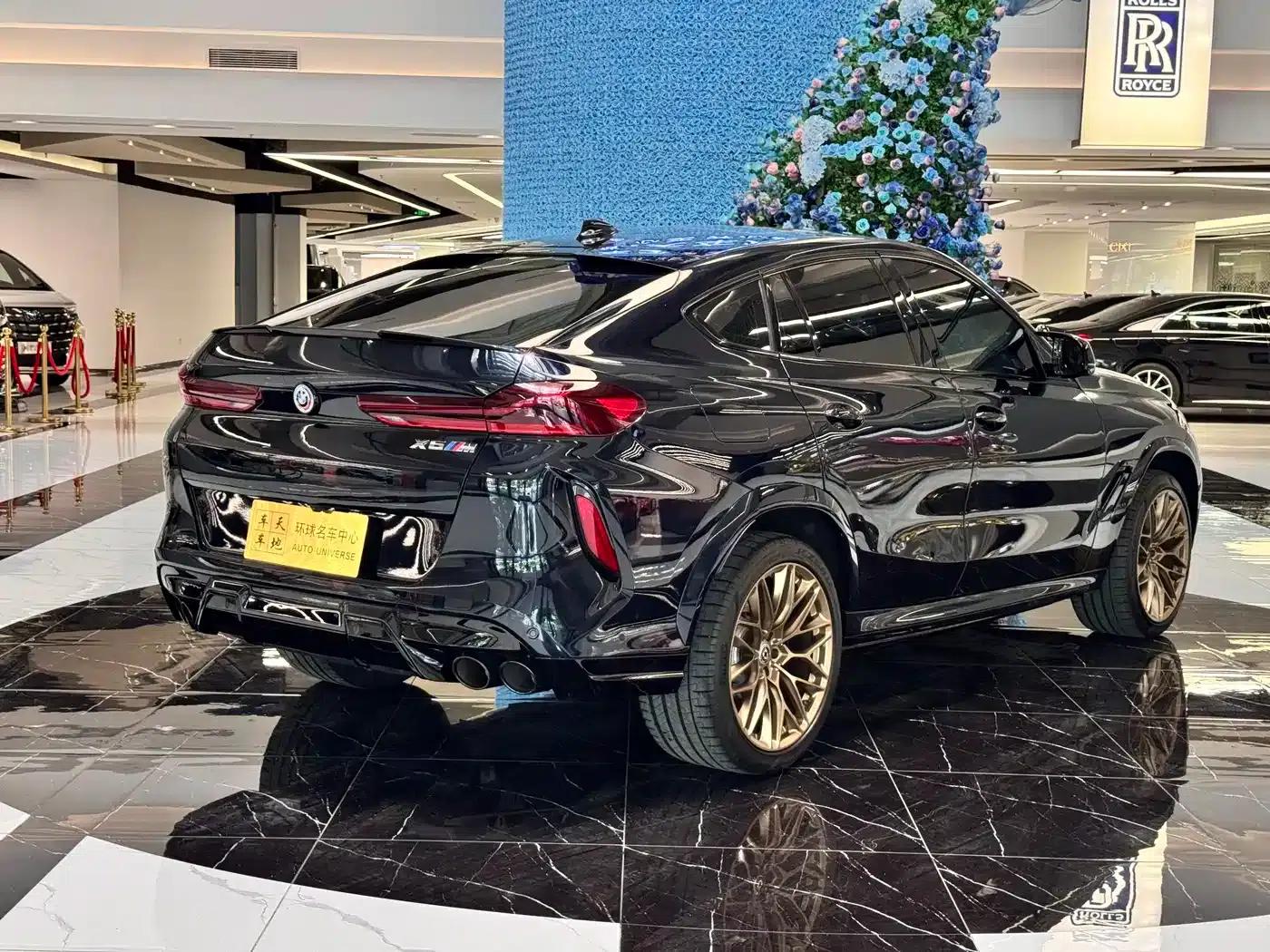 2022 BMW X6 M — миниатюра 24