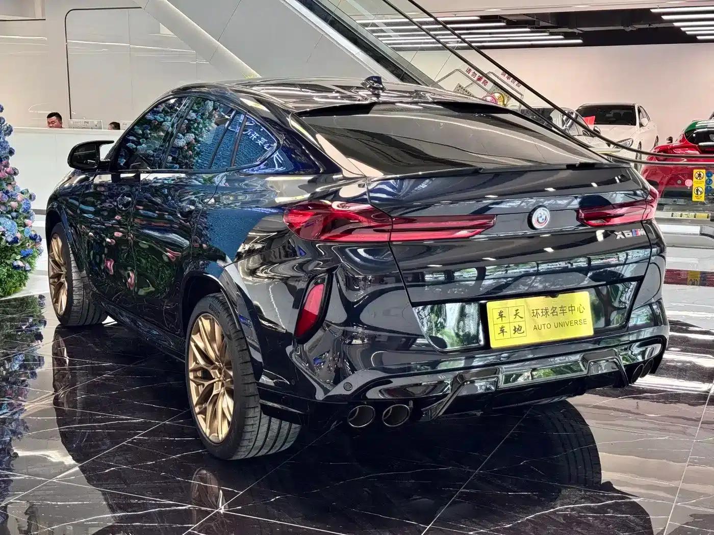 2022 BMW X6 M — миниатюра 26
