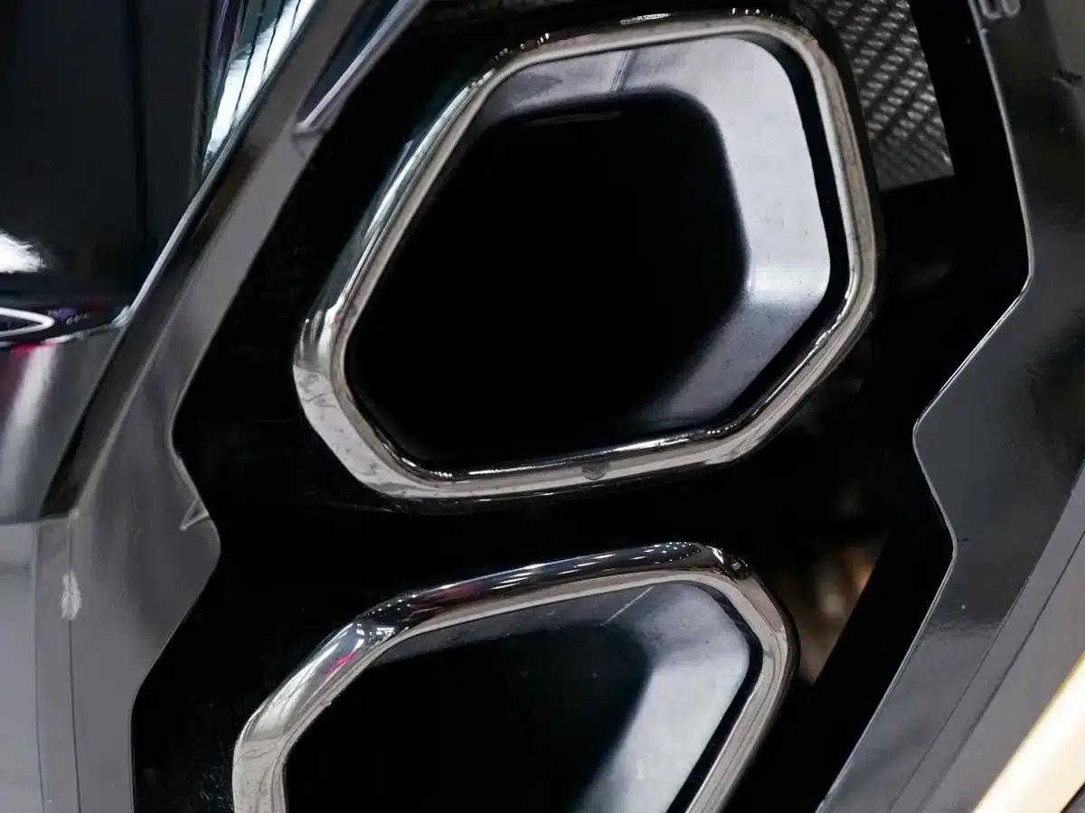 BMW XM 2023 Base Model — миниатюра 8