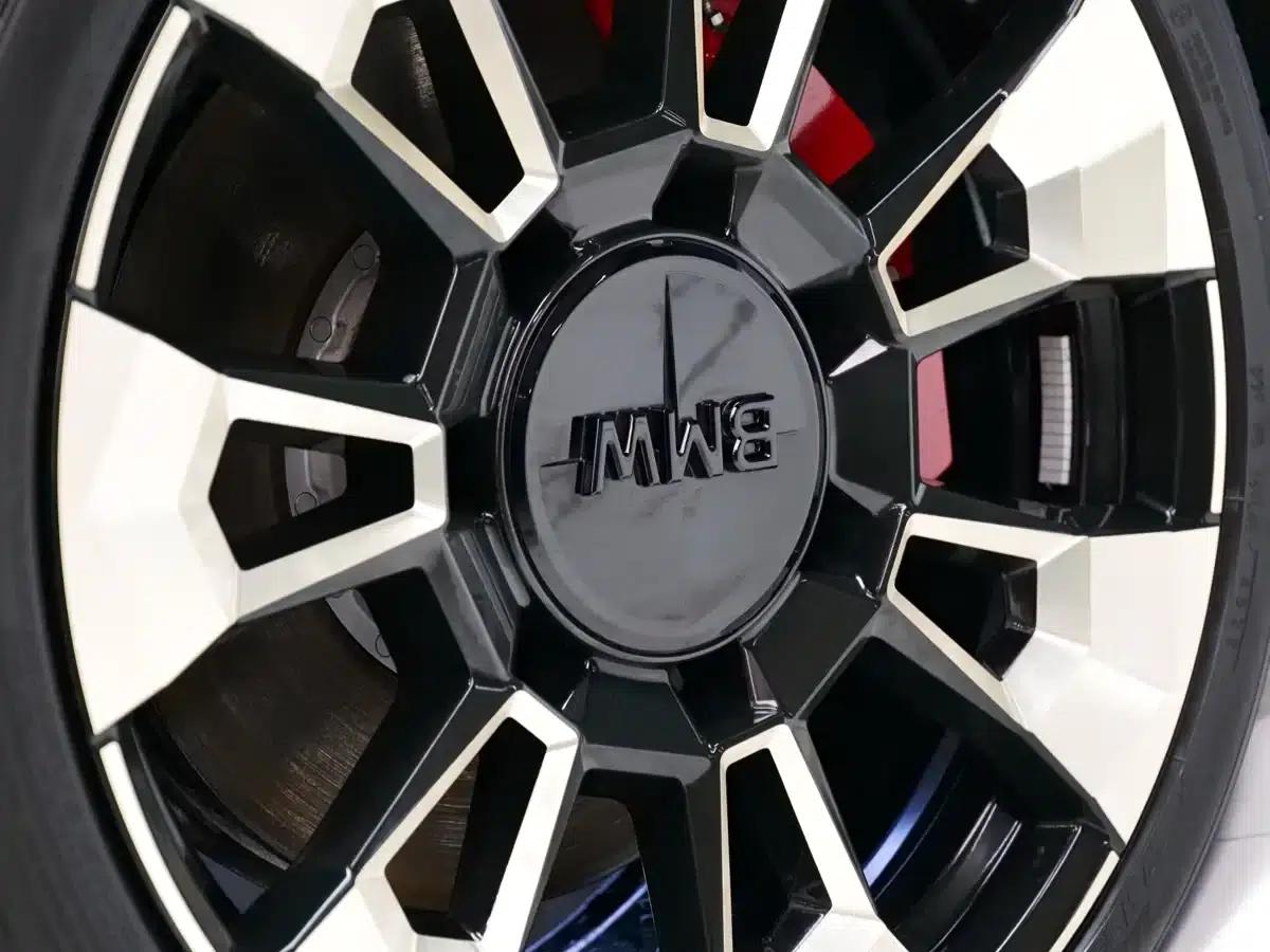 BMW XM 2023 Base Model — миниатюра 9