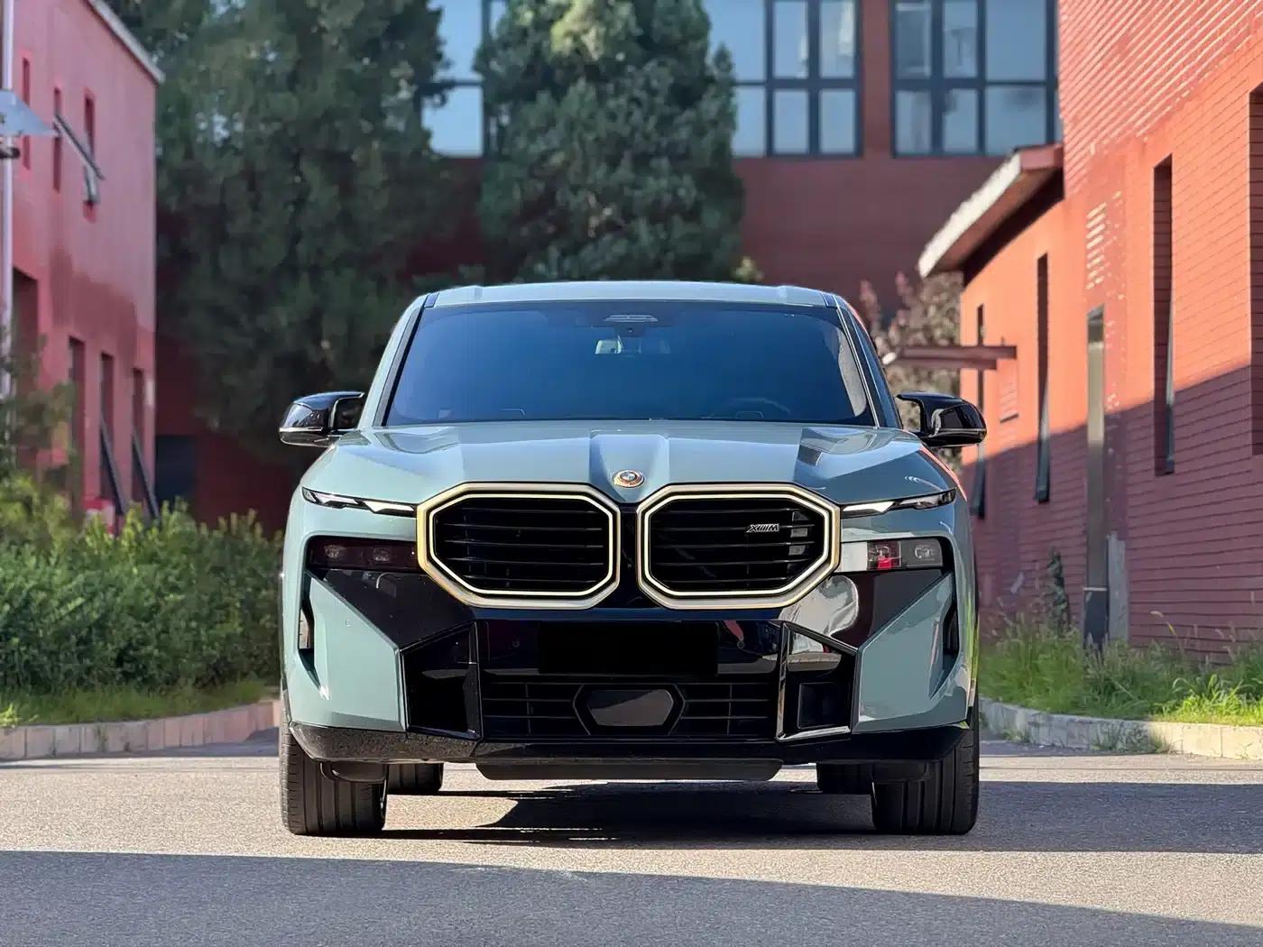 BMW XM 2023 Base Model — миниатюра 2