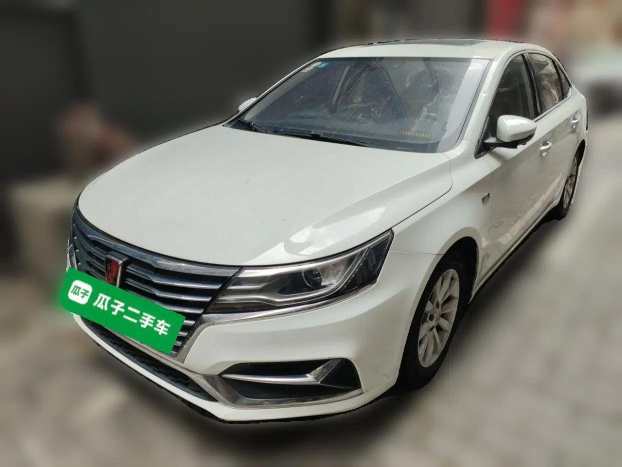 Roewe i6 New Energy 2017 45T Hybrid Connect & Smart Enjoyment Edition — миниатюра 1