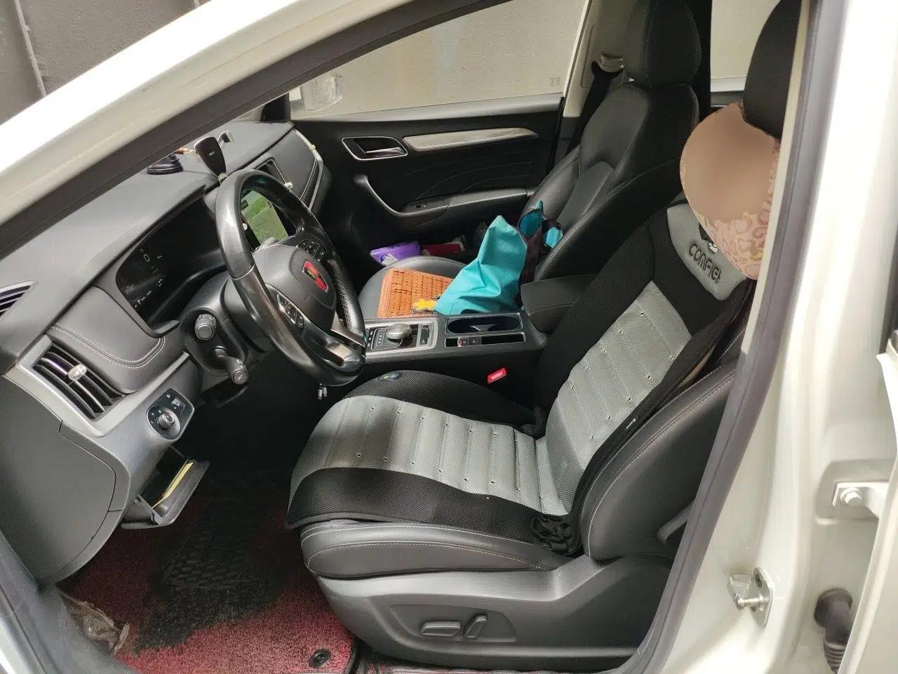 Roewe i6 New Energy 2017 45T Hybrid Connect & Smart Enjoyment Edition — миниатюра 15