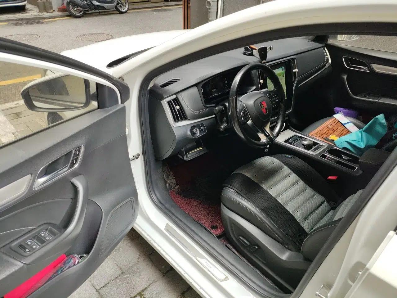 Roewe i6 New Energy 2017 45T Hybrid Connect & Smart Enjoyment Edition — миниатюра 16