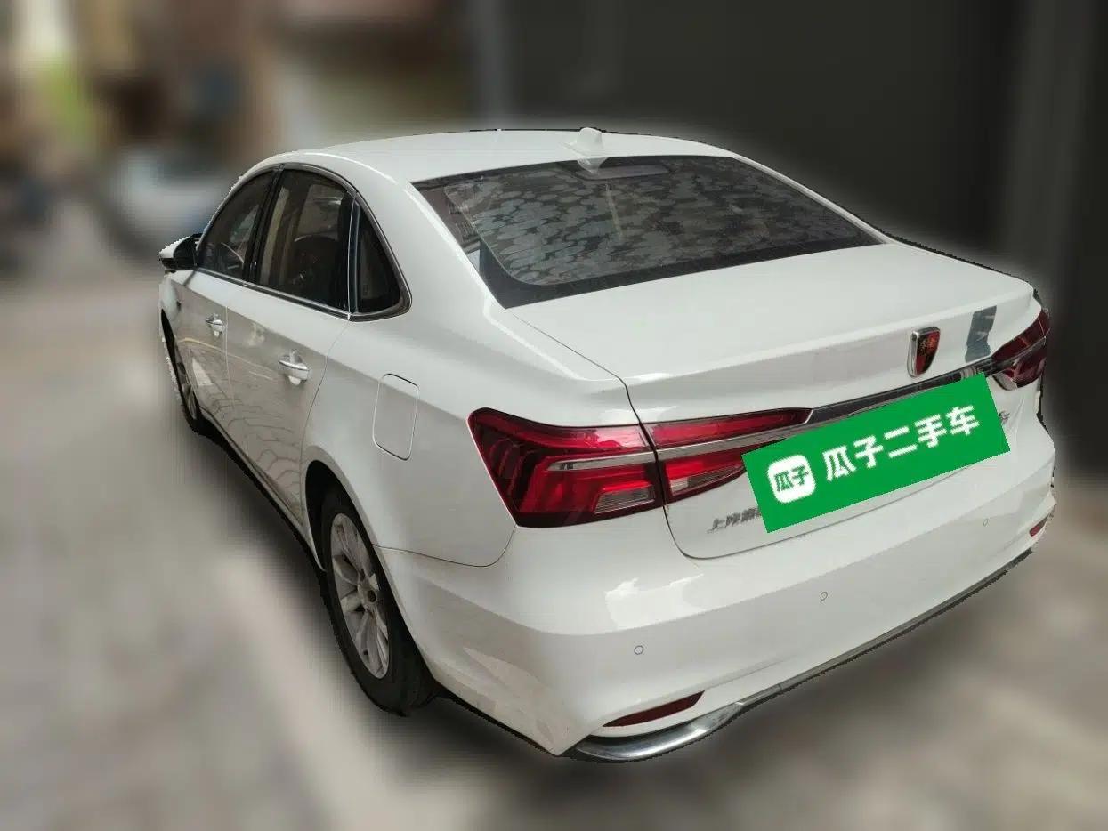 Roewe i6 New Energy 2017 45T Hybrid Connect & Smart Enjoyment Edition — миниатюра 4