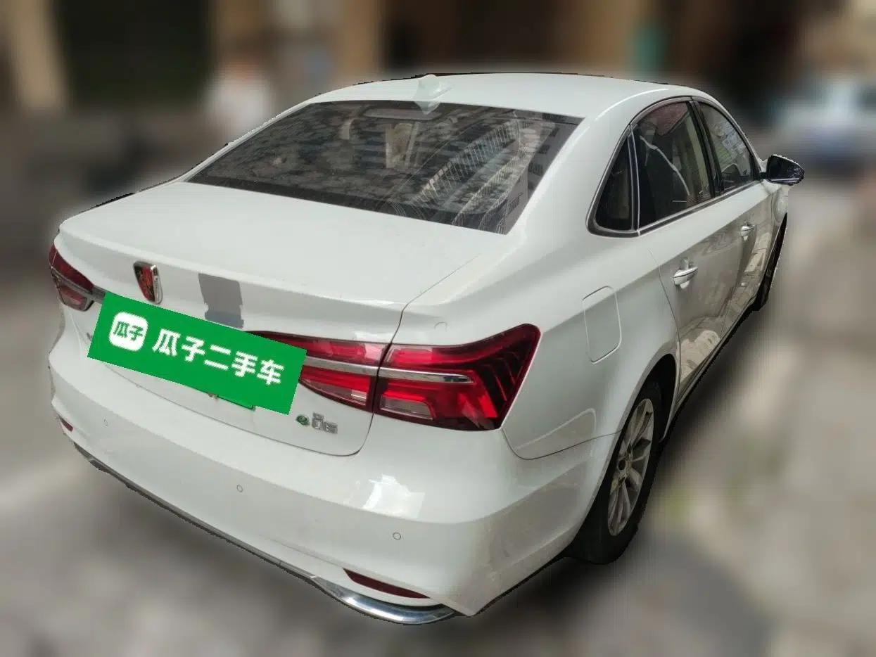 Roewe i6 New Energy 2017 45T Hybrid Connect & Smart Enjoyment Edition — миниатюра 6