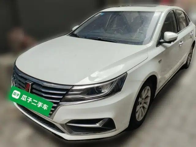 Roewe i6 New Energy 2017 45T Hybrid Connect & Smart Enjoyment Edition