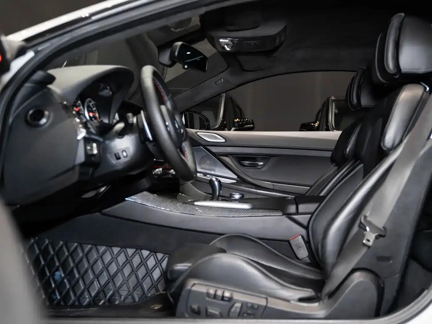 2013 BMW M6 Coupe — миниатюра 10