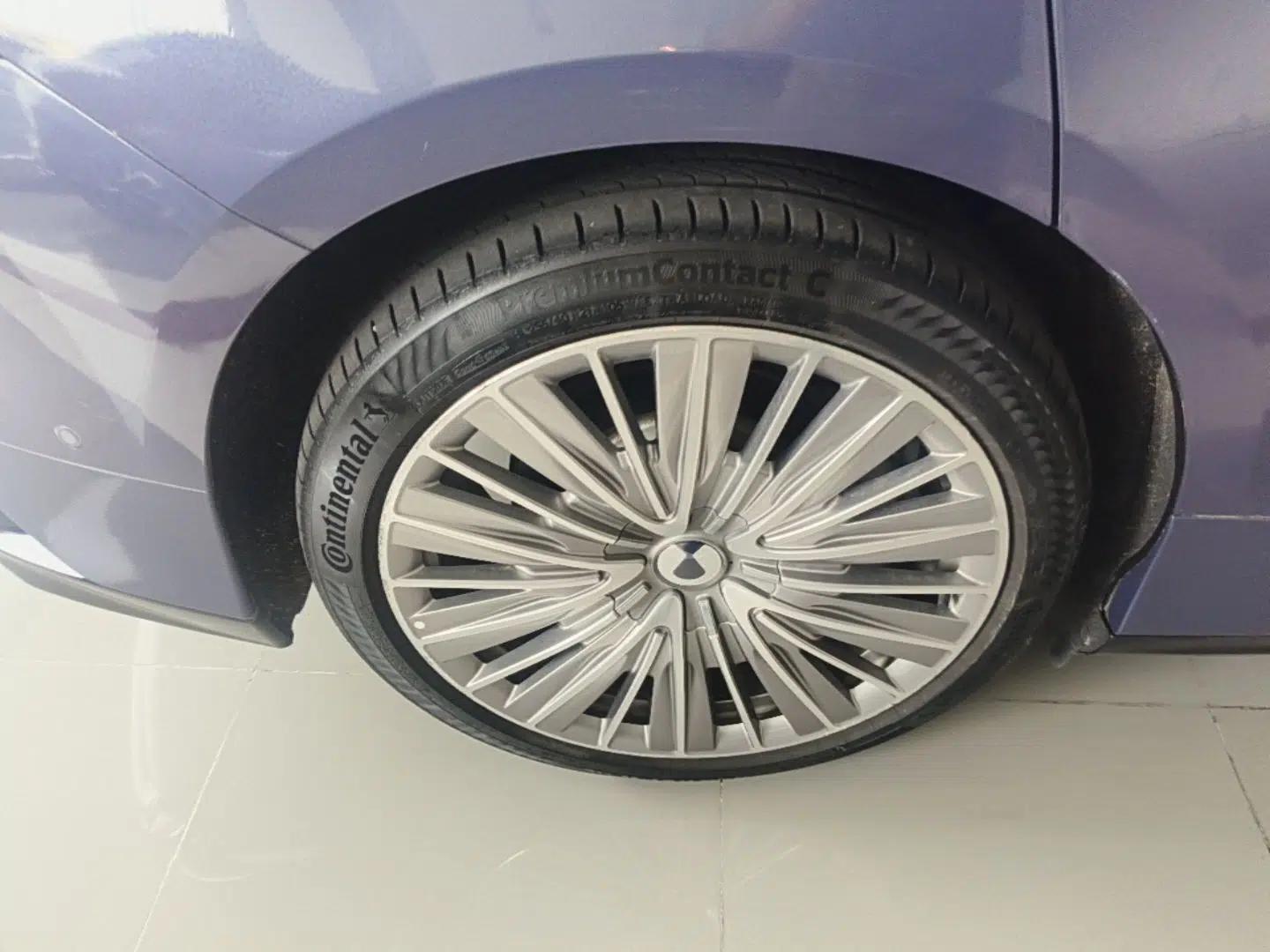 Denza Z9 2024 1100 km All-Wheel-Drive Ultra Version — миниатюра 11