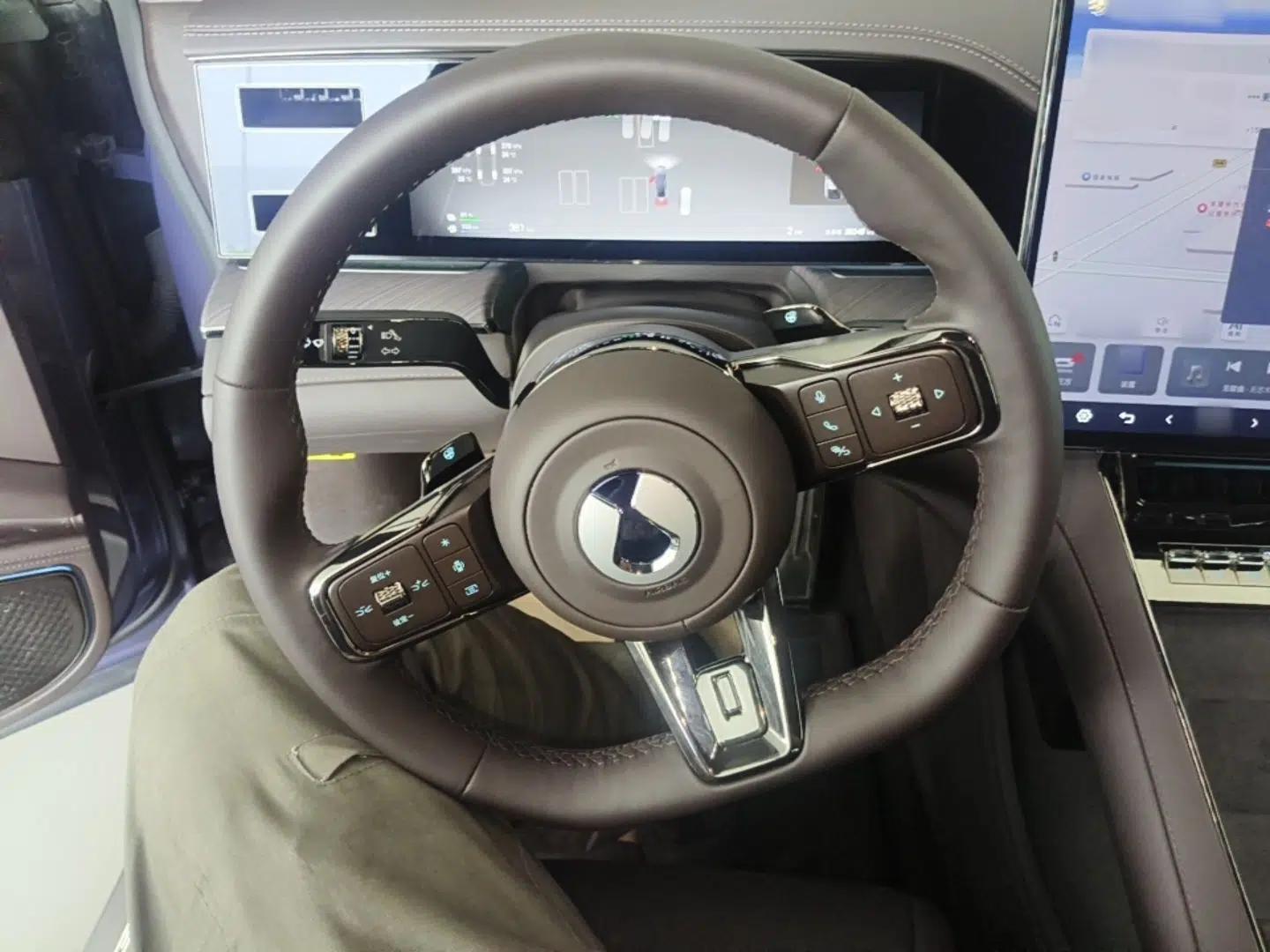 Denza Z9 2024 1100 km All-Wheel-Drive Ultra Version — миниатюра 13