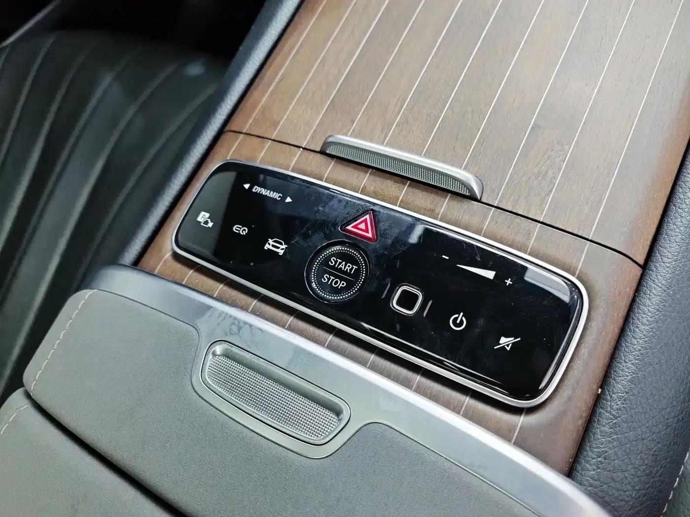 Mercedes-Benz EQS SUV 2023 450 4MATIC Pioneer Edition — миниатюра 16