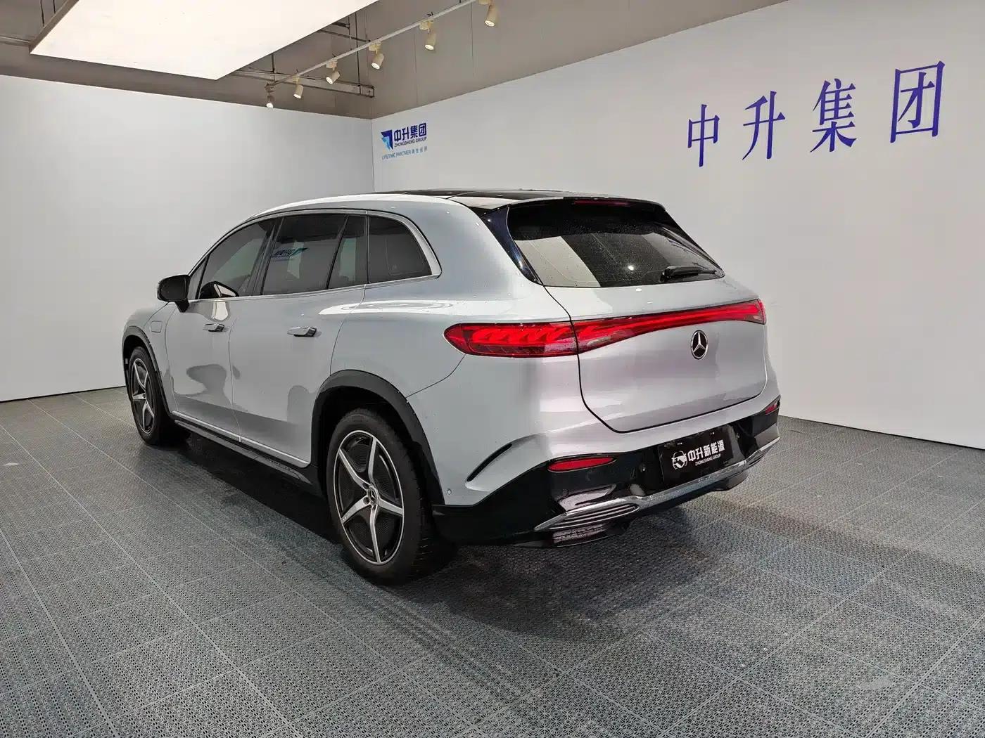 Mercedes-Benz EQS SUV 2023 450 4MATIC Pioneer Edition — миниатюра 4