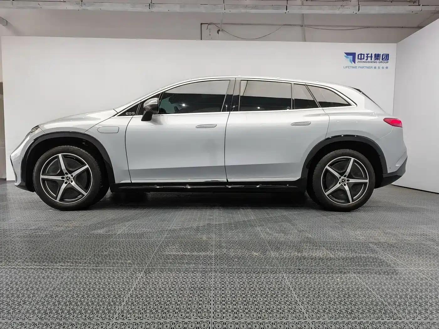 Mercedes-Benz EQS SUV 2023 450 4MATIC Pioneer Edition — миниатюра 7
