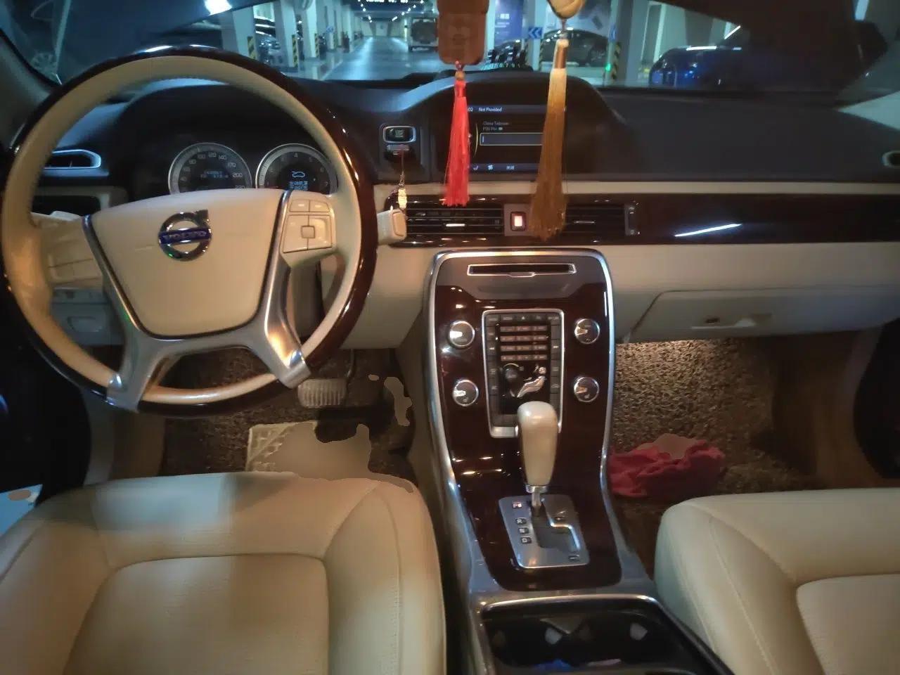 Volvo S80L 2012 2.0T T5 Luxury Edition — миниатюра 9
