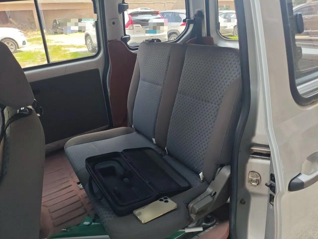 Wuling Zhiguang V 2018 1.2L Practical Model LMH — миниатюра 17