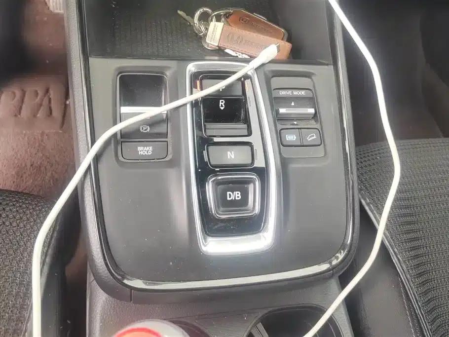 Honda CR-V PHEV 2023 2.0L e:PHEV Leading Edition — миниатюра 16